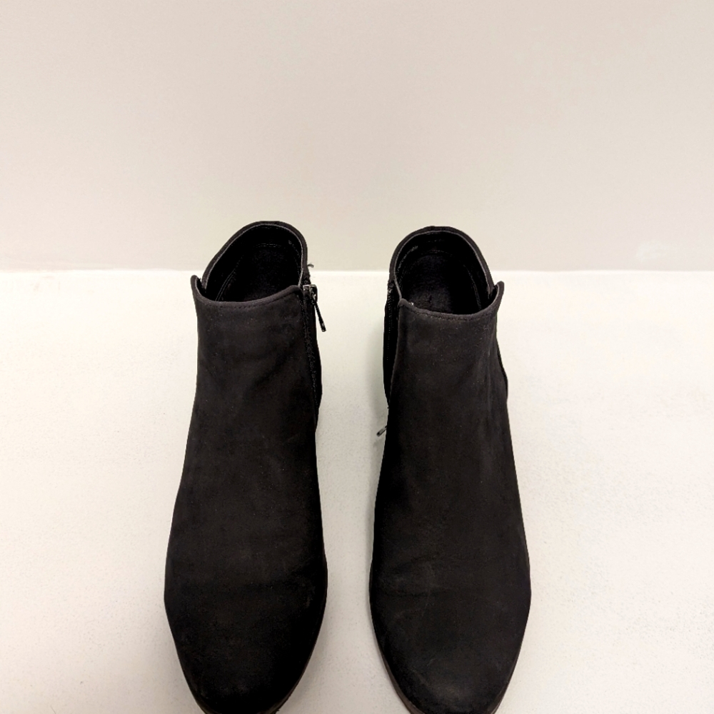 Blondo Villa Bootie - Black sz 9